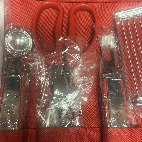 Wolfgang Puck 10 Piece Kitchen Prep and Garnishing Set New Carrying Pouch Handle - Picture 5 of 12